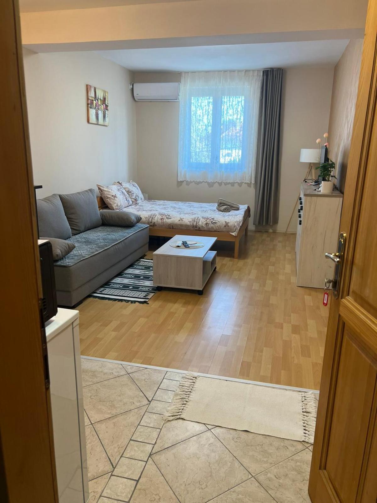 Apartment Sladana I Luna Суботица Екстериор снимка